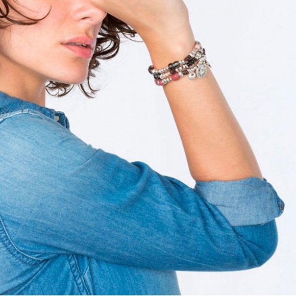 Uno de 50 bracelet - Picture 3 of 4